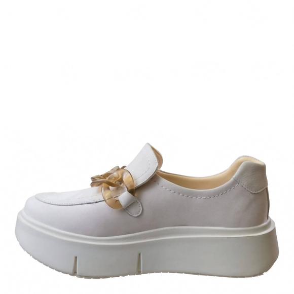 NEW NAKED FEET women’s princeton platform sneaker in chamois